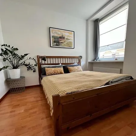 Wilde Hilda - Kitchen, Coffee And Balcony Apartment Zurich